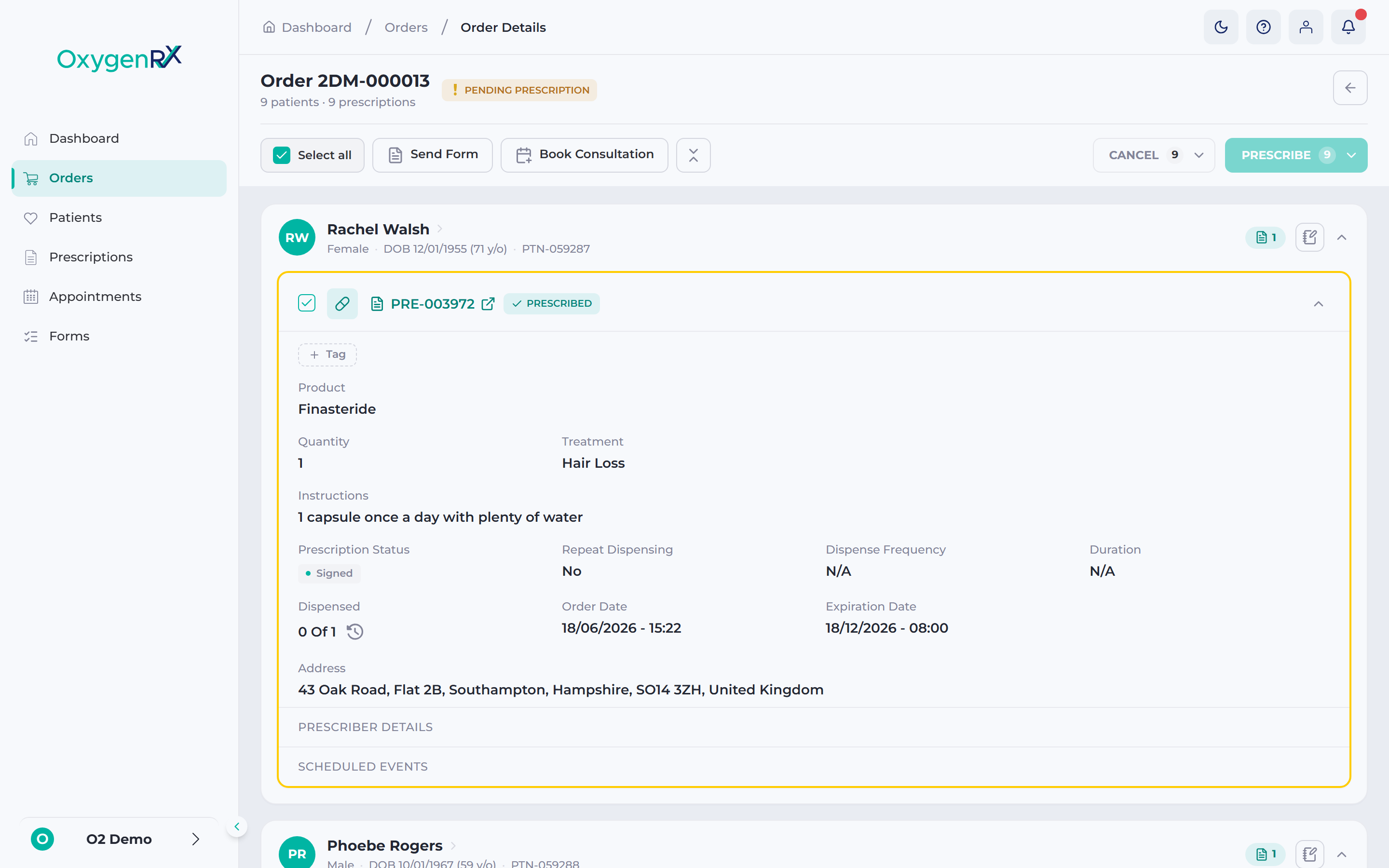 The order details screen with prescription lines and the checkout buttons.